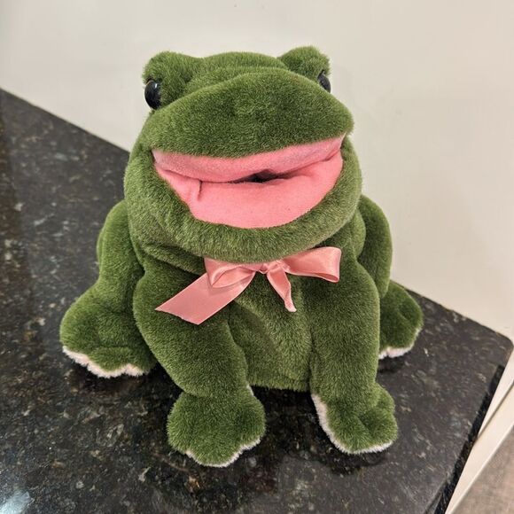 Vintage Green Frog Full Body Hand Puppet Stuffed Animal Plush Toy 9” High - Picture 2 of 6
